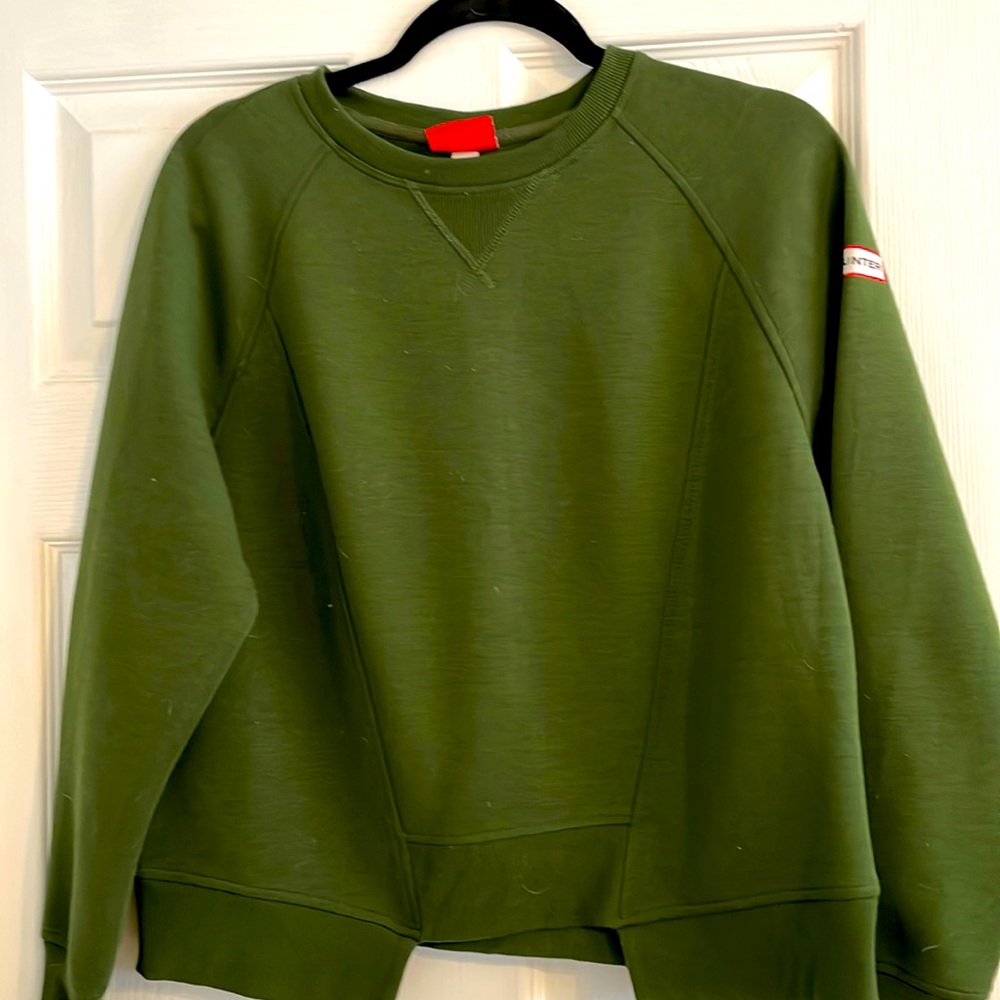 Hunter olive top target